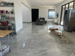 https://img.olx.com.br/thumbs256x256/47/477682557064688.jpg