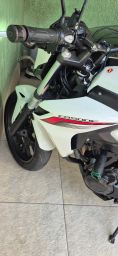https://img.olx.com.br/thumbs256x256/47/479500756324365.jpg