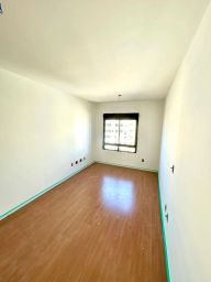 https://img.olx.com.br/thumbs256x256/47/479577160953383.jpg