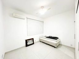 https://img.olx.com.br/thumbs256x256/48/483533647817918.jpg