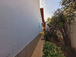 https://img.olx.com.br/thumbs256x256/48/484525405945132.jpg