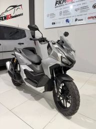 https://img.olx.com.br/thumbs256x256/48/484683554797118.jpg