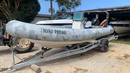 Título do anúncio: Barco de Fibra 20 pés estilo inflável completo!
