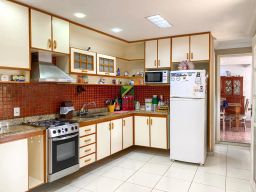 https://img.olx.com.br/thumbs256x256/48/486556391805484.jpg