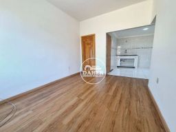 https://img.olx.com.br/thumbs256x256/48/486562395913786.jpg