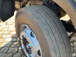 https://img.olx.com.br/thumbs256x256/48/486619900379848.jpg