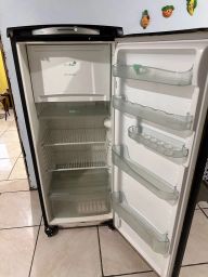 https://img.olx.com.br/thumbs256x256/49/493571874284884.jpg