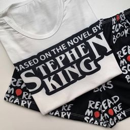 Título do anúncio: Pijama Literário Stephen King Novo Personalizado 