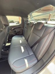 https://img.olx.com.br/thumbs256x256/49/496601195371860.jpg