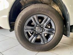 https://img.olx.com.br/thumbs256x256/49/496626426367982.jpg
