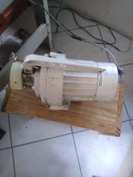 https://img.olx.com.br/thumbs256x256/49/499535622089263.jpg