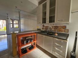 https://img.olx.com.br/thumbs256x256/49/499591643877513.jpg