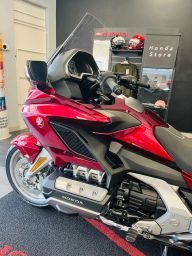 https://img.olx.com.br/thumbs256x256/50/500483338605777.jpg