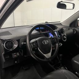 https://img.olx.com.br/thumbs256x256/50/500681196959837.jpg