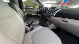 https://img.olx.com.br/thumbs256x256/50/502642436341871.jpg