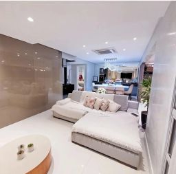https://img.olx.com.br/thumbs256x256/50/502693806798563.jpg