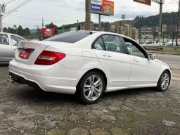 https://img.olx.com.br/thumbs256x256/50/503621313445030.jpg