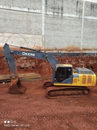 Título do anúncio: Vendo escavadeira John Deere 210G