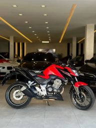 https://img.olx.com.br/thumbs256x256/50/505421593295048.jpg