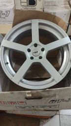 https://img.olx.com.br/thumbs256x256/50/505601788682715.jpg