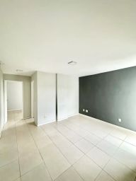 https://img.olx.com.br/thumbs256x256/50/505631092099158.jpg