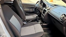 https://img.olx.com.br/thumbs256x256/50/506512764039226.jpg