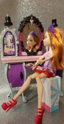 Boneca Ever after High Raven Queen Usada - Artigos infantis - Cidade Miguel  Badra (Gleba 02), Suzano 1252779019