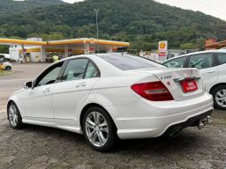 https://img.olx.com.br/thumbs256x256/50/507643316199841.jpg