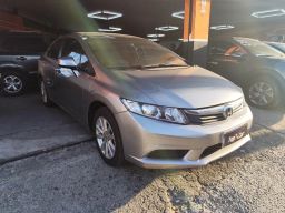 https://img.olx.com.br/thumbs256x256/50/508563767956449.jpg