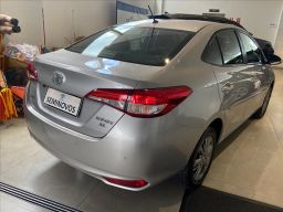 https://img.olx.com.br/thumbs256x256/51/511613550745591.jpg