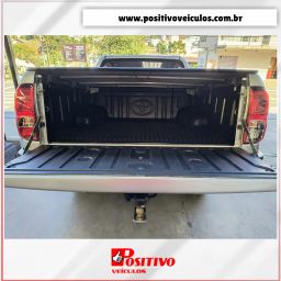 https://img.olx.com.br/thumbs256x256/51/512501885358798.jpg