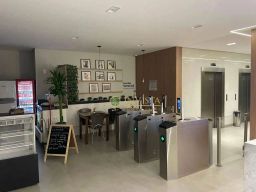 https://img.olx.com.br/thumbs256x256/51/513513405466679.jpg