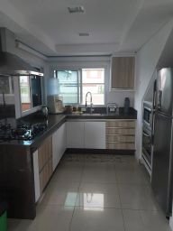 https://img.olx.com.br/thumbs256x256/51/513546286126875.jpg