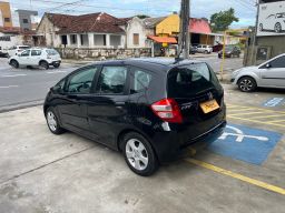 https://img.olx.com.br/thumbs256x256/51/513642688965330.jpg