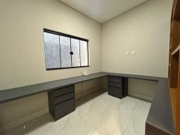 https://img.olx.com.br/thumbs256x256/51/514652430818493.jpg