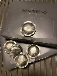 Título do anúncio: Caixa com 50 cápsulas de Nespresso Pro - Ristretto