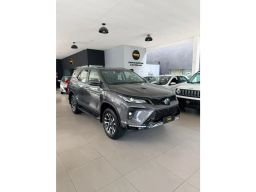 https://img.olx.com.br/thumbs256x256/51/517637795424268.jpg
