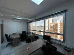 https://img.olx.com.br/thumbs256x256/51/518517762293816.jpg
