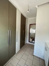 https://img.olx.com.br/thumbs256x256/51/519429312572162.jpg