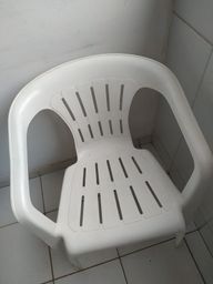 Título do anúncio: 2 Cadeiras de plástico