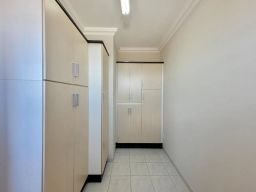 https://img.olx.com.br/thumbs256x256/52/520569644633972.jpg