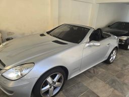 https://img.olx.com.br/thumbs256x256/52/520596025557036.jpg