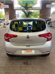 https://img.olx.com.br/thumbs256x256/52/520633411253388.jpg