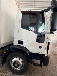https://img.olx.com.br/thumbs256x256/52/520644298562143.jpg