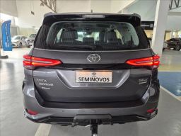 https://img.olx.com.br/thumbs256x256/52/520681195529854.jpg