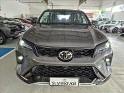 https://img.olx.com.br/thumbs256x256/52/521648195007552.jpg