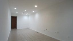 https://img.olx.com.br/thumbs256x256/52/521694542141484.jpg