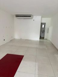 https://img.olx.com.br/thumbs256x256/52/523517276159619.jpg