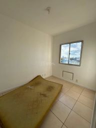 https://img.olx.com.br/thumbs256x256/52/523571643249370.jpg