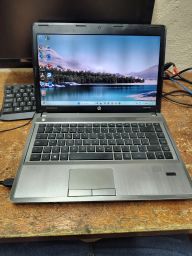 https://img.olx.com.br/thumbs256x256/52/524542404138579.jpg